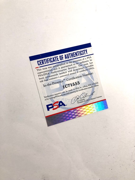 アレイン・アイバーソ　サイン 商品入荷情報】 ミント渋谷店正面ショーケースに NBAのスーパースター