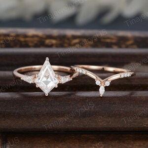 Kite cut moissanite engagement ring set rose gold engagement ring Vintage marquise kite diamond ring stacking bridal wedding ring for women