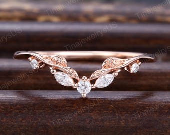 Nature Inspired Moissanite Curved Wedding Band Solid 14K Rose Gold Leaf Diamond Enhance Stack Matching Ring Fairy Personalized Promise Gift