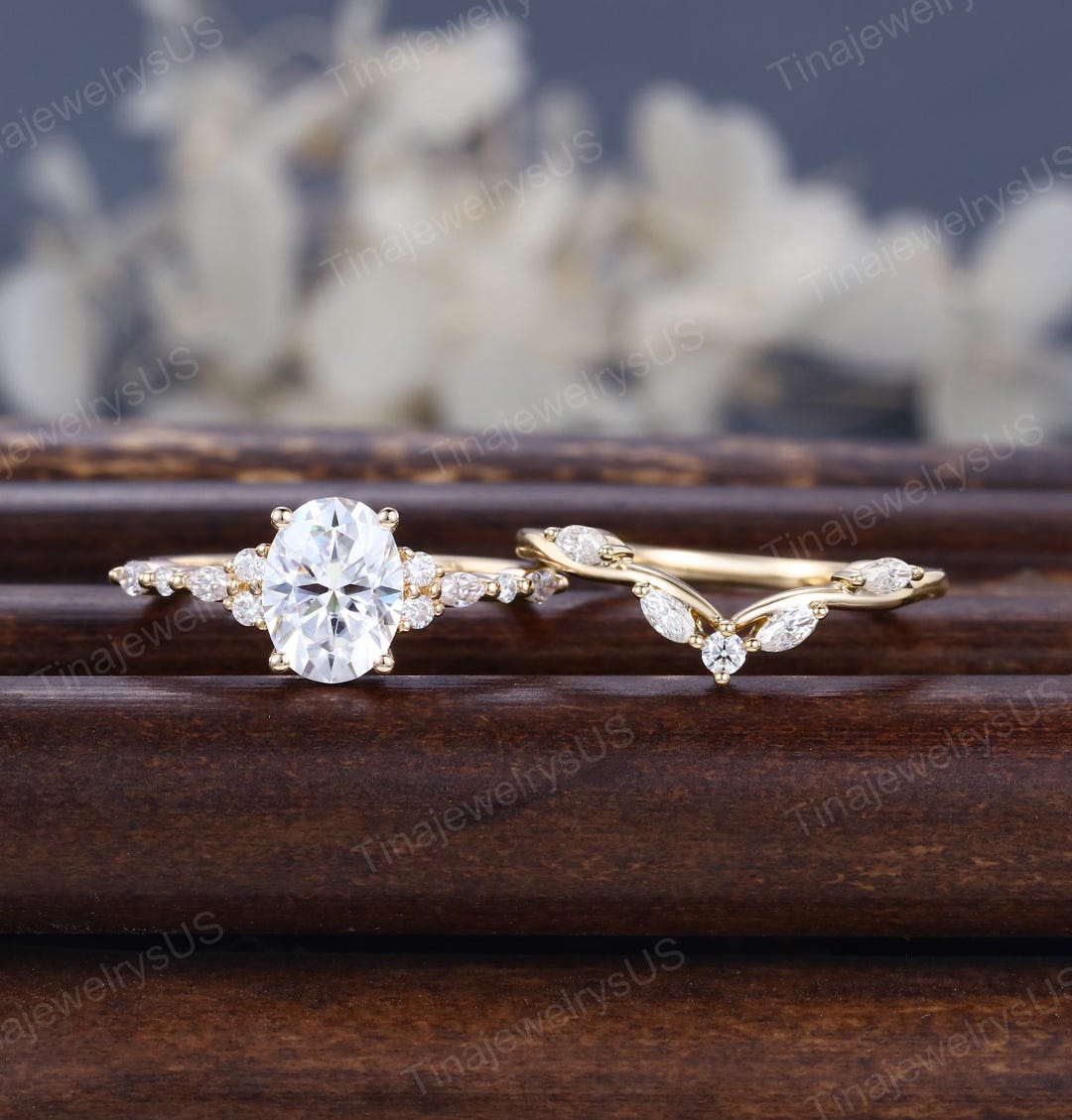 Oval Cut Moissanite Engagement Ring Yellow Gold Cluster Moissanite ...