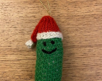 Gestrickte Weihnachtsgurke