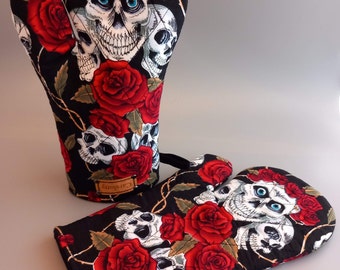 1 Paar Ofenhandschuhe mit Rosen und Totenkopf