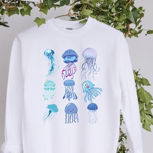 Jelly Fish Sweatshirt, Blue Jellyfish Family Shirt, Under Sea Animals, Ocean Animals Shirt, Jelly Fish Pet Lover Gift, Sea Creatures Sweater