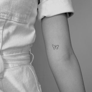 Little Butterfly - Natural Temporary Tattoo | 2-week tattoo | Semi-permanent tattoo