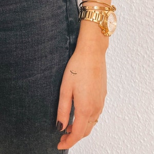 Two Face Smiley - Natural Temporary Tattoo | 2-week tattoo | Semi-permanent tattoos