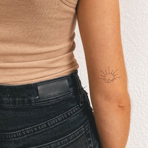 Sunset Energy - Natural Temporary Tattoo | 2-week tattoo | Semi-permanent tattoo