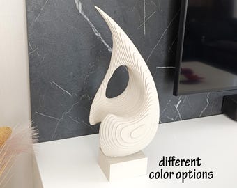 Organic Shape Abstract Statue – Handcrafted Beige Wooden Home Decor