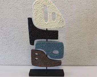 Handmade Wood & Concrete Sculpture: Modern Geometric Tabletop Decor