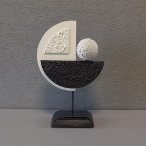 Modern Abstract Sculpture: Black & White Geometric Art Decor