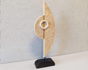 Modern Abstract Wood Sculpture: Customizable Color Nordic Table Decor