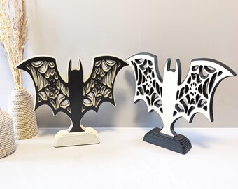 Layered Wood Bat Halloween Decor: Gothic Tabletop Ornament