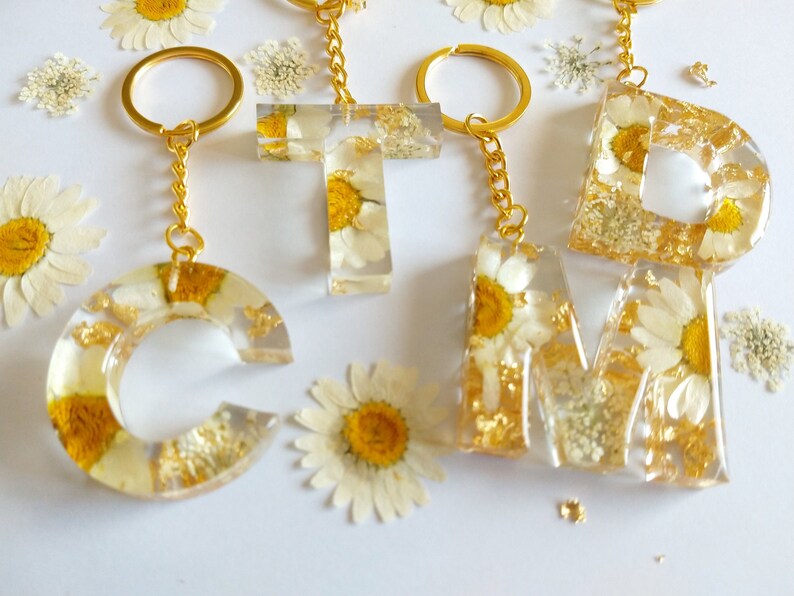 Resin Real Dried Flowers Letter Keychain. Handmade Resin Keyring