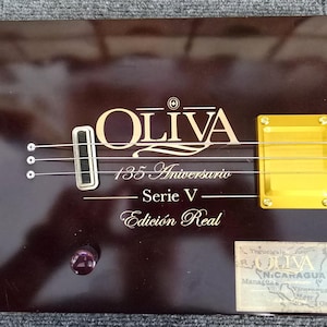 Oliva 3 String Cigar Box Guitar