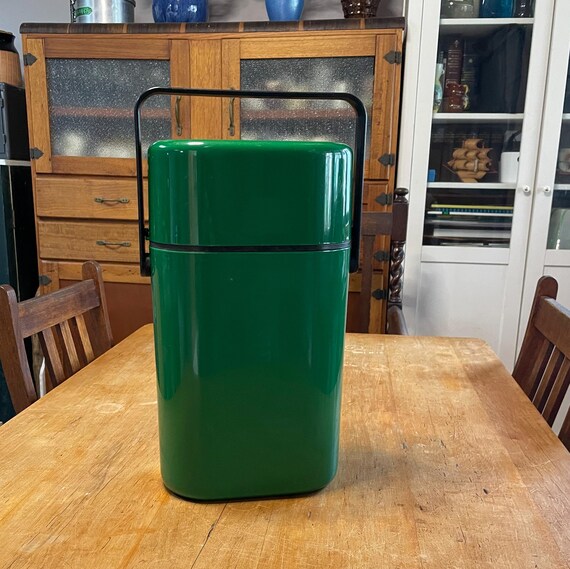 Vintage Decor BYO bottle chiller with insert (choose a colour)