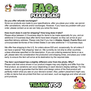 以下が含まれることがあります： 緑色のテキスト「FAQs PLEASE READ！」が書かれた白い背景。テキストは、払い戻し、送料、色のバリエーションに関するショップのポリシーを説明しています。ハートを持った漫画の犬が一番下にいます。