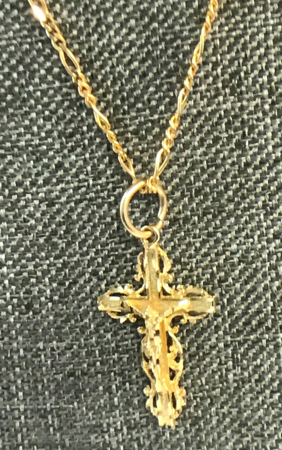 14K Gold Filigree Crucifix Cross 