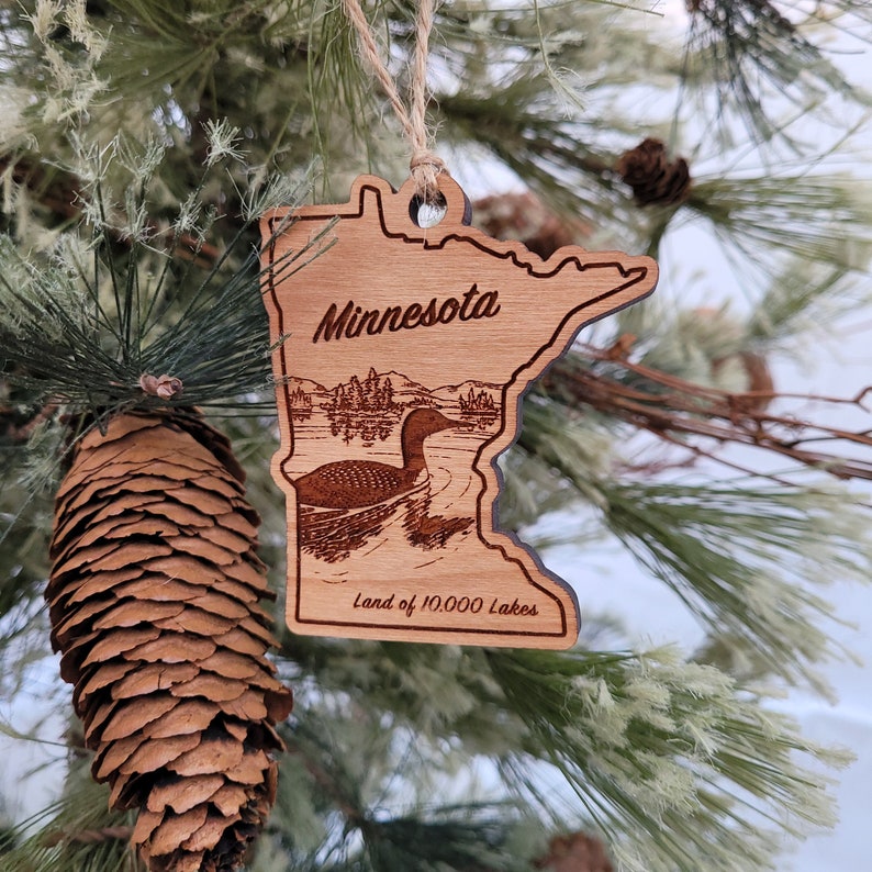 Minnesota Loon Ornament MN Seen Natur Ornament Minnesota State Umriss Geschenk Minneapolis Duluth Superior Weihnachtsschmuck Solid Cherry