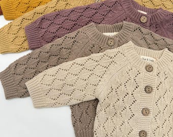 Rautenmuster Babypullover | Strickjacke ANNIE aus Baumwolle