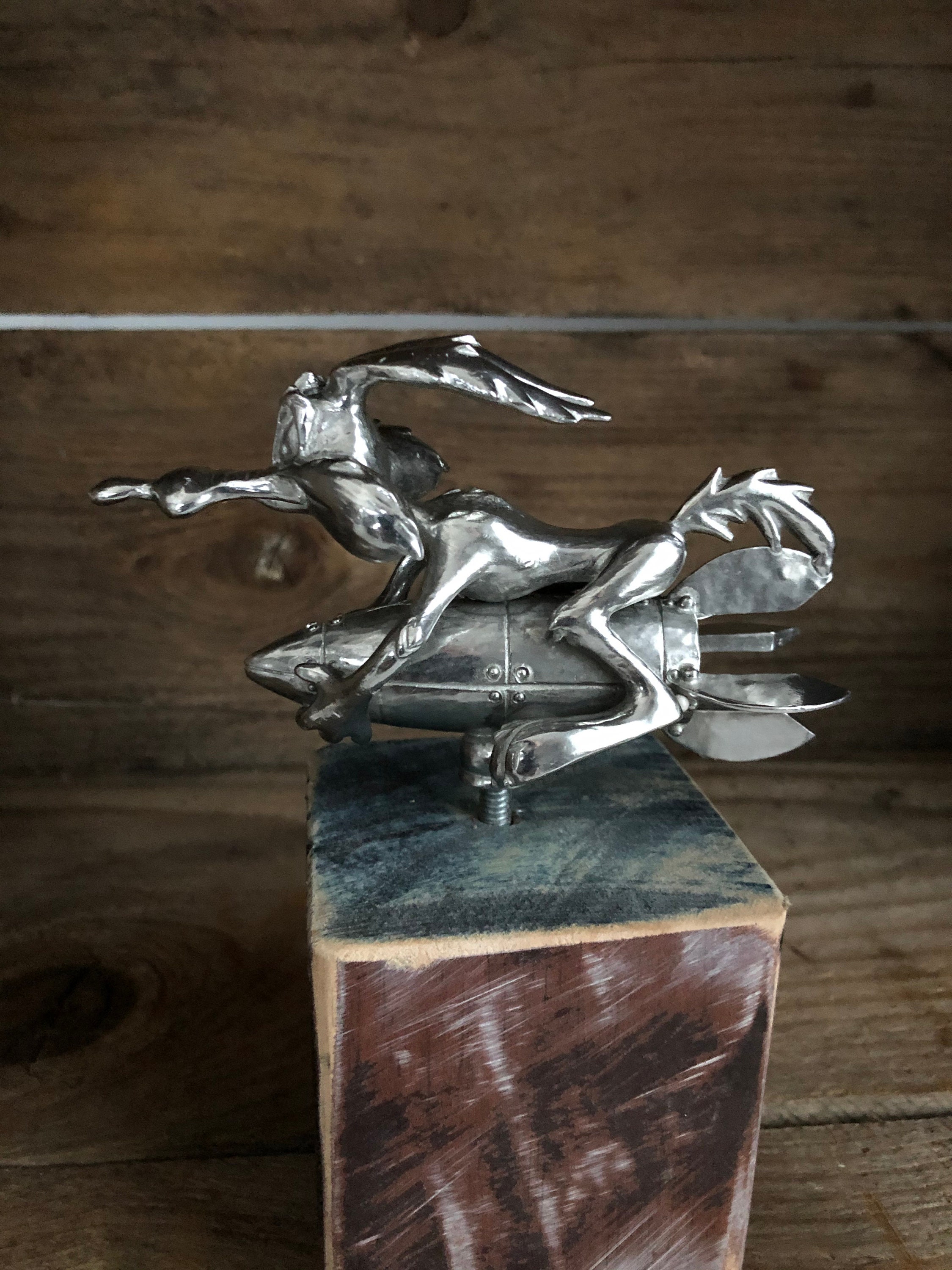 Bucking Bronco Hood Ornament - campestre.al.gov.br