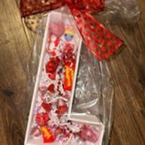 12inch Sweets Candy Gummy Jelly Flower Meat Packaging Chololate Strawberry  Fillable Cardboard Letter Shaped Gift Box