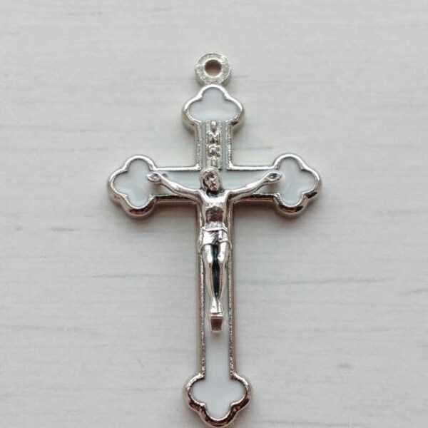 White Enameled Crucifx. Detailed Catholic crucifix. Crucifix Pendant.