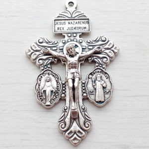 Pardon Crucifix with side medals. Crucifix pendant. Detailed Catholic crucifix.