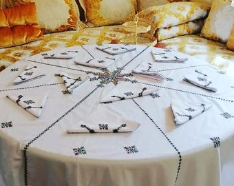 Moroccan Traditional circular tablecloth with 12 napkins