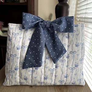 Quilted Bible Sleeve With Bow | Fabric Bible Cover For Women | Book Sleeve Bible Cover | Handmade Christian Mom Gift | Bible Accessories