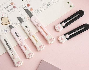 Faca artesanal em formato de pata de gato kawaii - Mini faca fofa e afiada para scrapbooking, diários, artesanato e scrapbooking kawaii.