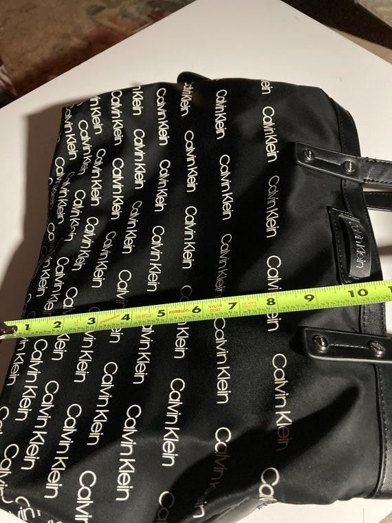 Calvin Klein Logo Purse Bag Pocket Book Rare Black With White