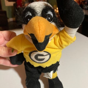 Scholastic Signatures 8” plush eagle G uniform shirt Greenwood rare plush toy animal