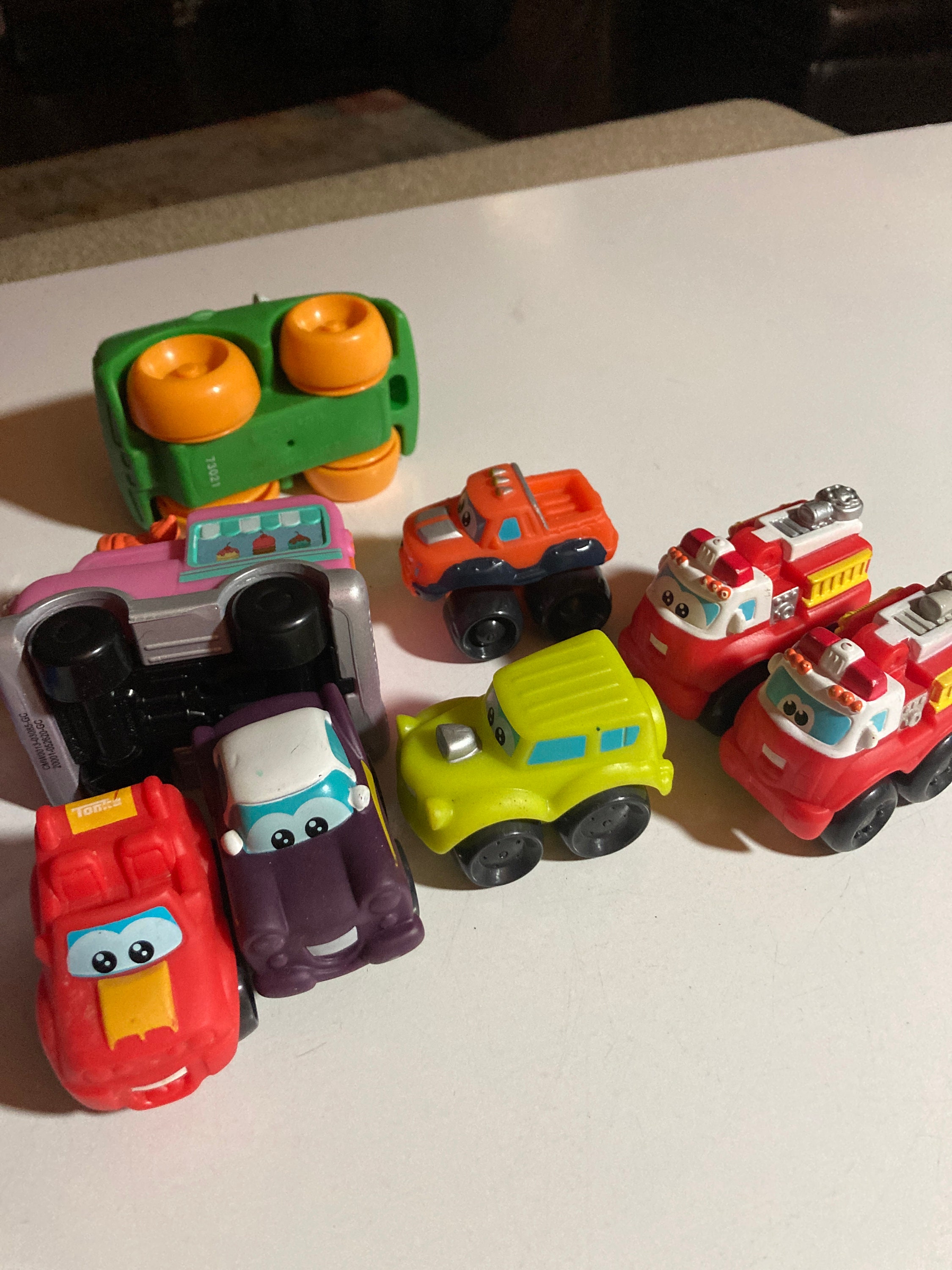 pop Panorama Ontoegankelijk Hasbro Chuck and Friends cars 7 each Moonbug ice cream truck - Etsy België