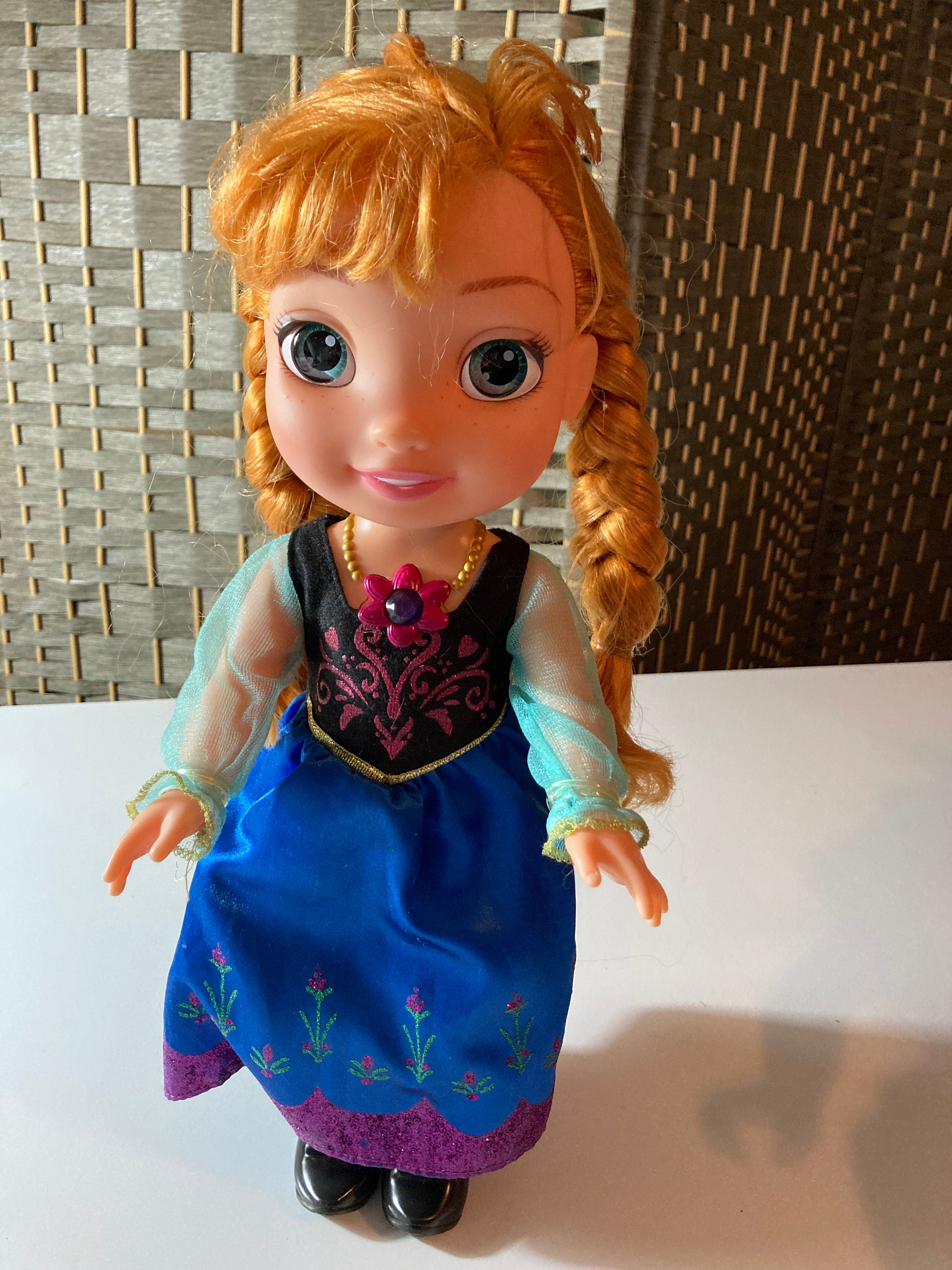 Melissa & Doug Doll 14 Princess Celeste Doll in Pick Dress 