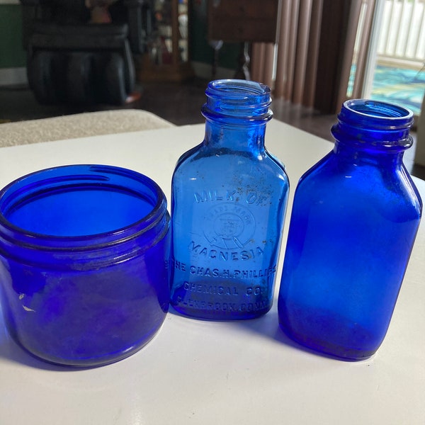 Cobalt blue vintage glass bottle bottles lot 3 Noxzema Milk of Magnesia Glenbrook Conn Phillips pharmacy bottles lot