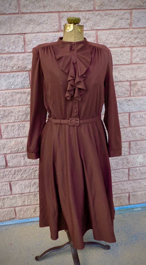 1970s Unlabeled Chocolate Brown Dress with Matchin
