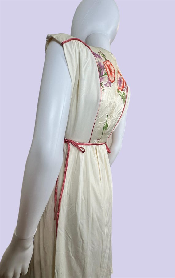 Extra Small Vintage 1970s 2 PC Hostess Dress with Flowers and Matching Pants by Jody T. of California- BohoCottagecore Loungewear XS70HDJTCA View 5