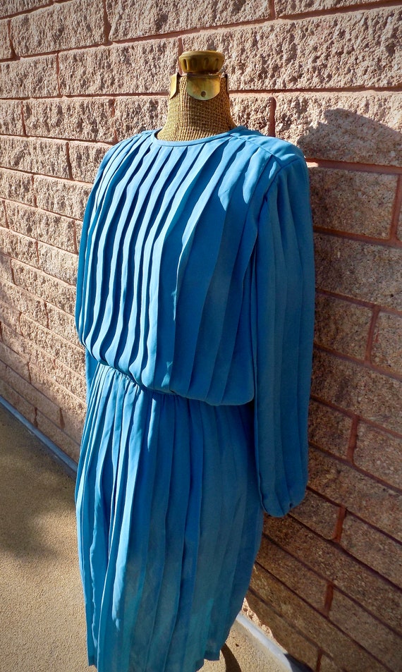 1970s/80s In The Mood Blue Pleated Dress - image 3