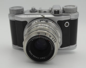 フィルムカメラ ALTIX V CARL ZEISS JENA TESSAR 2.8/50 Altissa Altix V With Carl Zeiss Jena Tessar 2,8/50 RED T F