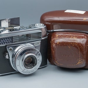 Kodak Retina IF Schneider Kreuznach Retina-Xenar f:2.8/45 mm + Case