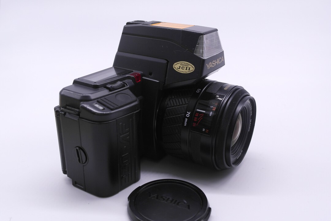 Yashica 230 AF With CS110AF Flash Yashica Lens AF 3570mm Etsy
