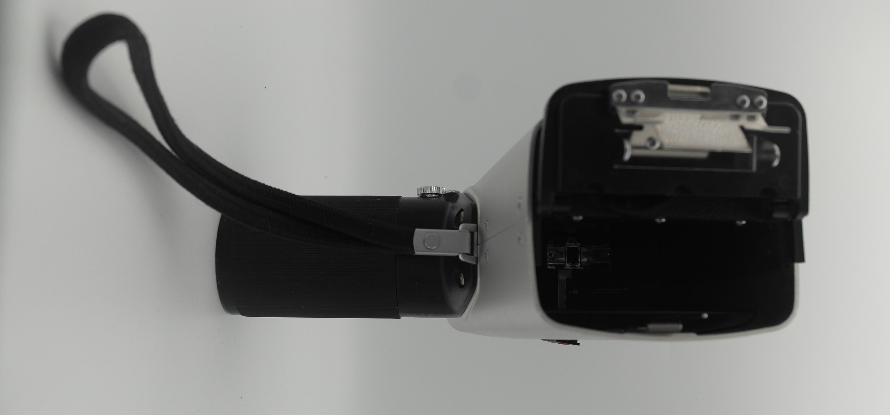 Yashica Electro 8 LD 6 With Yashinon-dx Electric Zoom 1:1,8