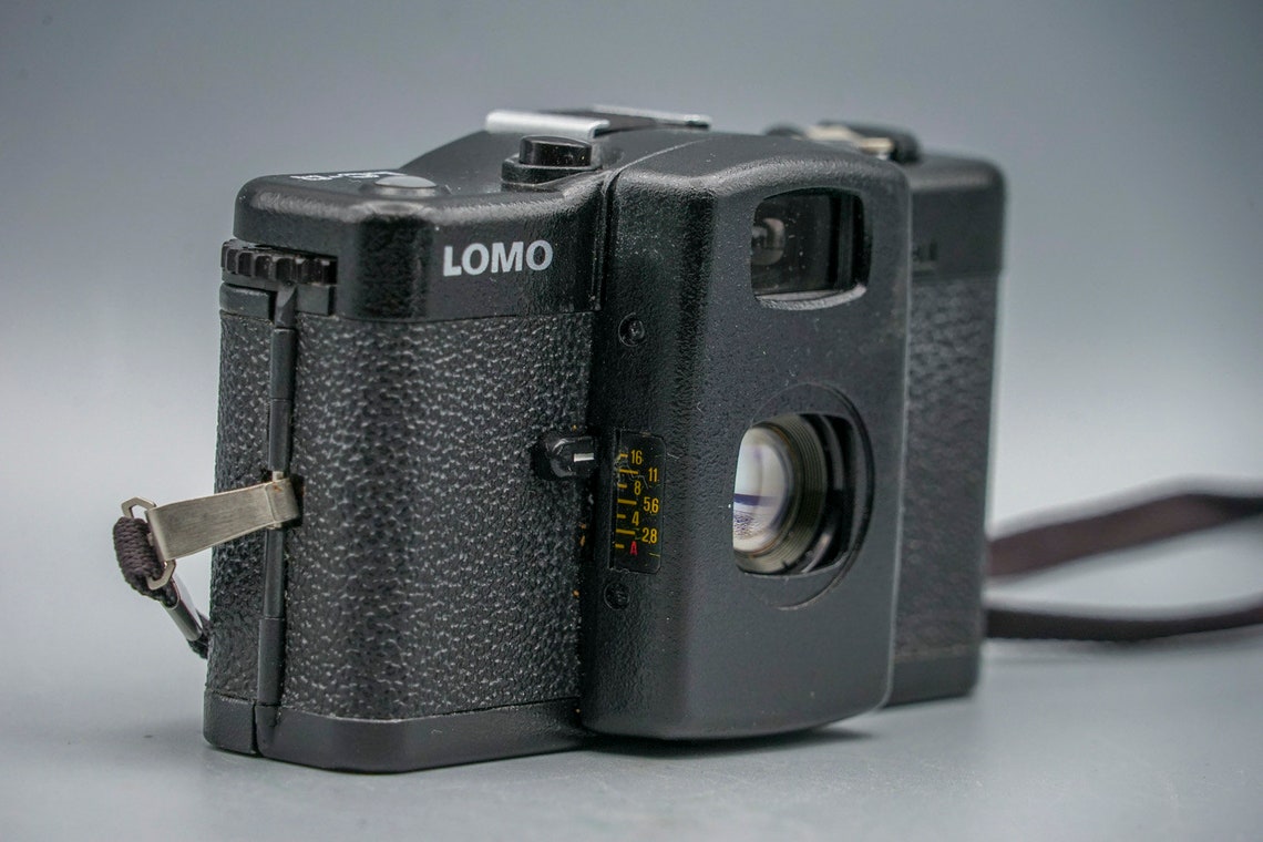 Russian Lomo LCA 35mm Compact Film Camera, Minitar 1 12,8 32mm, Sn