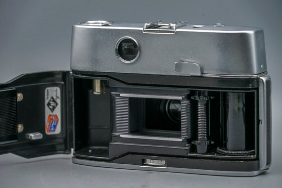 AGFA　SUPER SILETTE ？　COLOR-APOTAR Agfa Super Silette-LK Viewfinder Camera - Color Apotar 2.8
