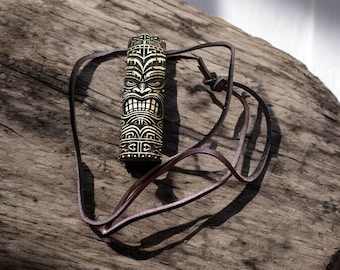 Party Favor Tiki Idol Necklace Handcrafted Tribal Pendant Jewelry Polynesian Hawaii Island Brady Bunch Gift Men Charm Tropical Totem Carved