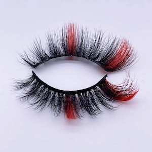 Pop-of-Color Eyelashes