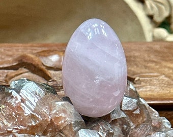 Rose Quartz Yoni Egg