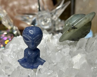 Small Alien Interstellar Meditating