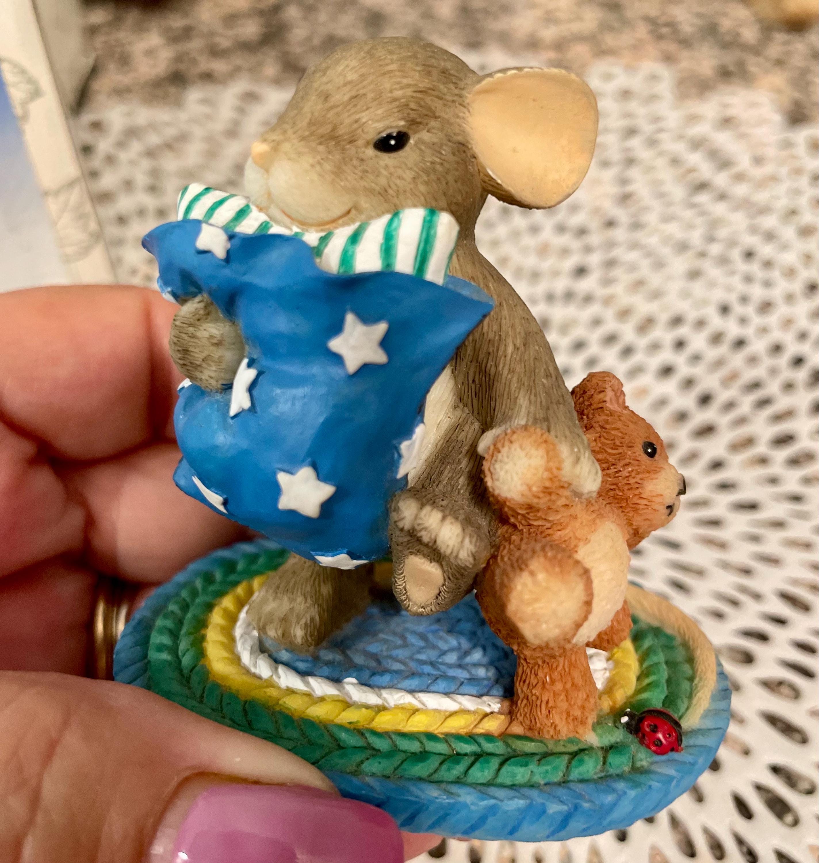 Charming Tails チャーミングテイルズ　子羊　アメリカ雑貨 Charming Tails | Weston Village Christmas Shop | Step Into a