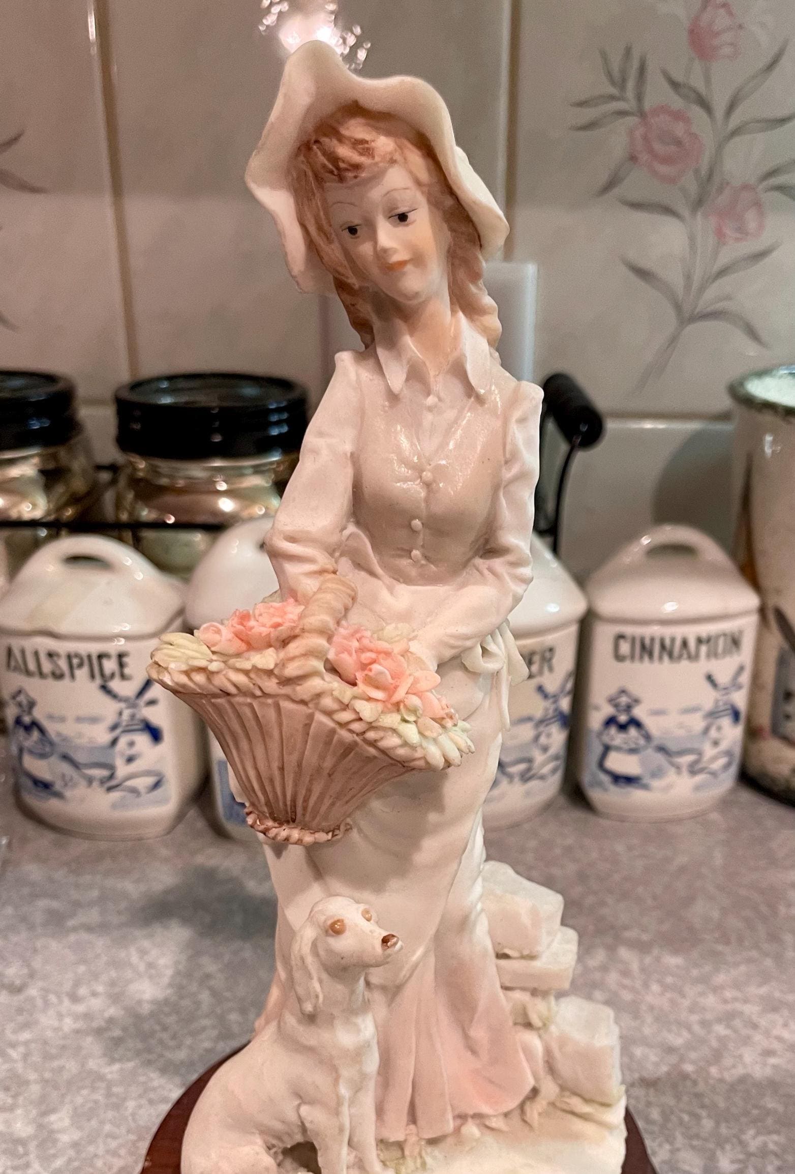 A Belcari Figurines - Etsy