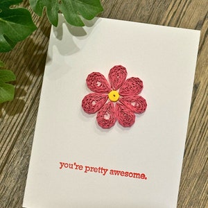Carte de remerciement quilling 3D fabriquée à la main - Carte de voeux en papier unique et élégante, carte de voeux personnalisée, carte abordable, carte floral rouge